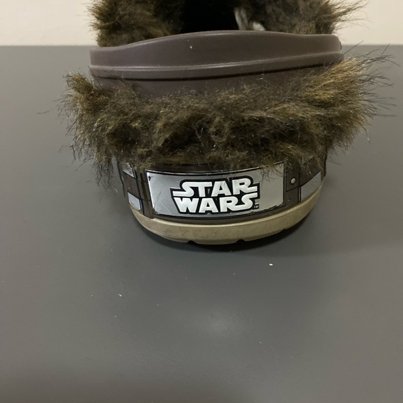 Crocs Star Wars Disney Chewbacca Classic Lined Clog,Unisex Men Size 10/women 12 - Picture 3 of 14